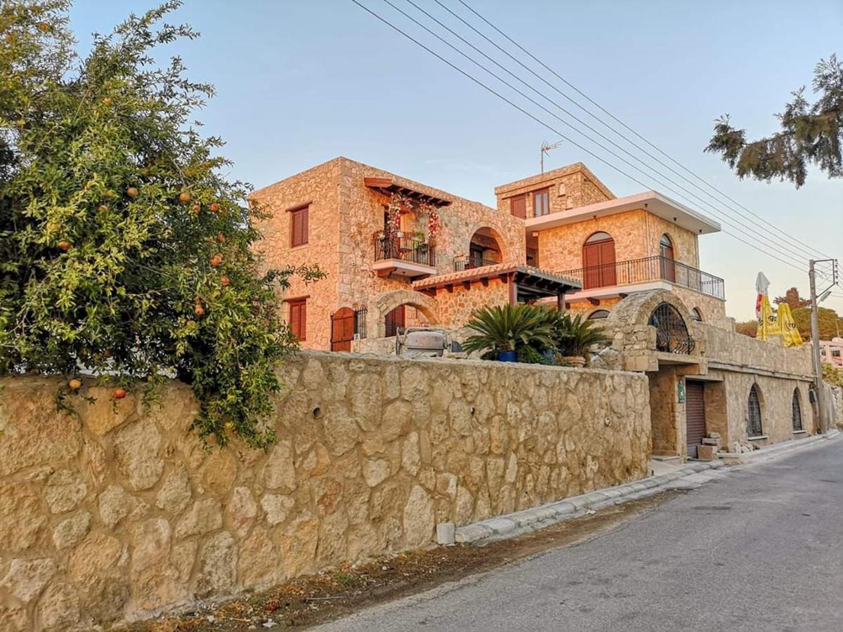 Hanna Koumi Boutique Hotel Kormakiti Luaran gambar
