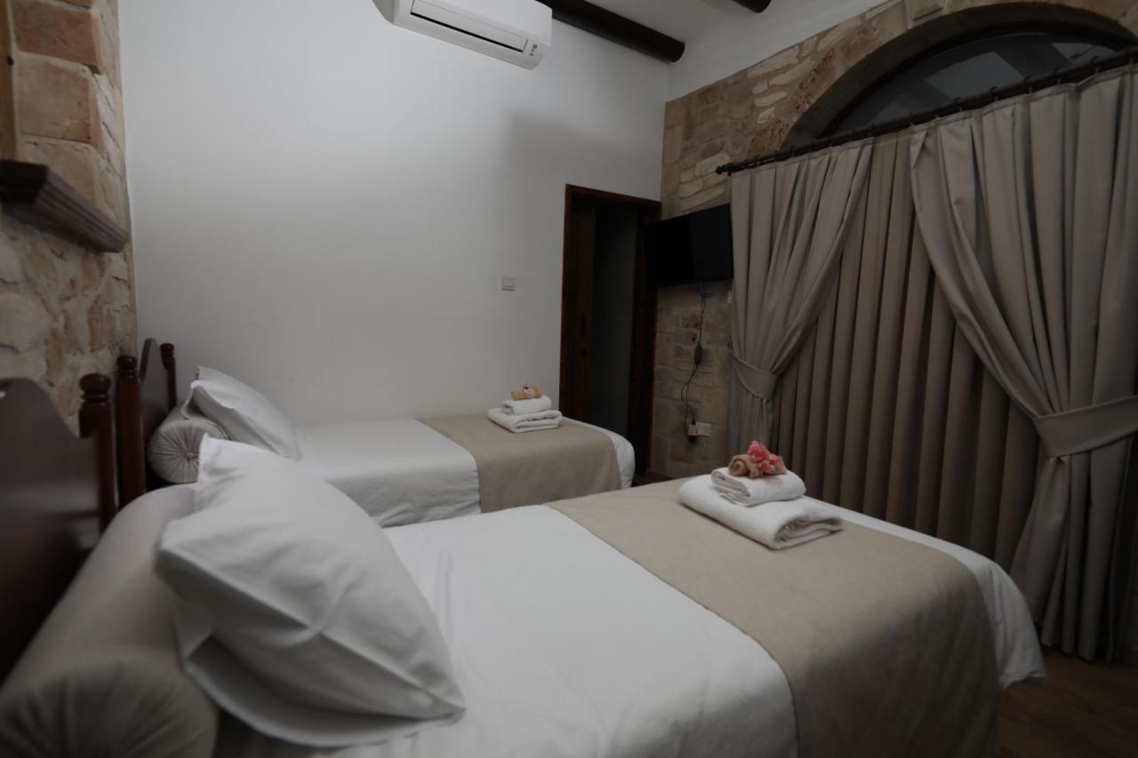 Hanna Koumi Boutique Hotel Kormakiti Luaran gambar